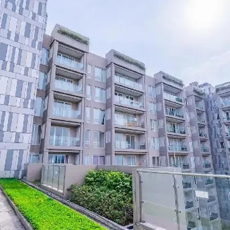B Landmark Residence